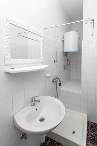 Guest House Busurelo Polače 部屋 写真
